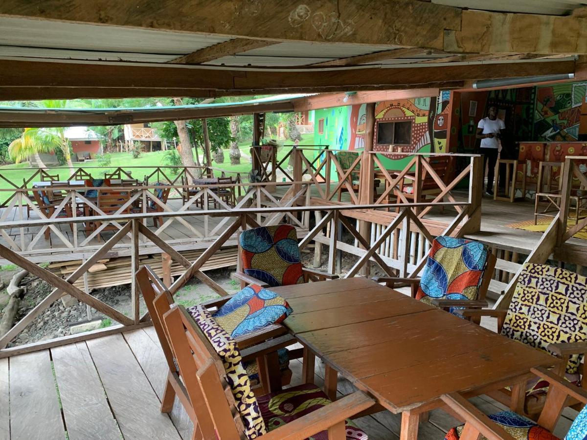Cocoa Village Guesthouse Obo  Экстерьер фото